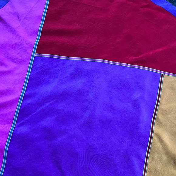YvesSaintLaurent 100% Silk Scarf. Multicolor. Hand Rolled. Made in Italy. - Picture 12 of 15